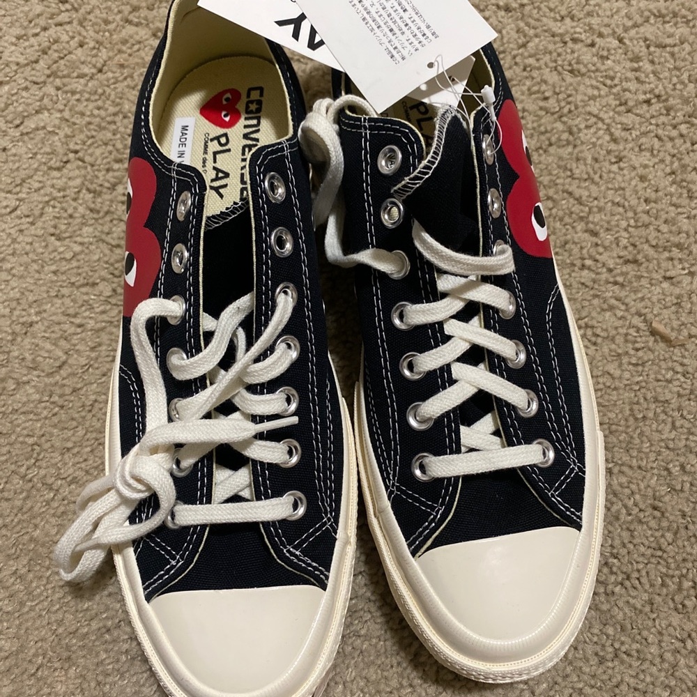 Comme des Garcons Play x Converse Play One Heart  Sneakers - Picture 2 of 4